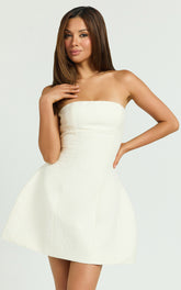 Merjoy Mini Dress - Strapless Tulip Hem Dress in White